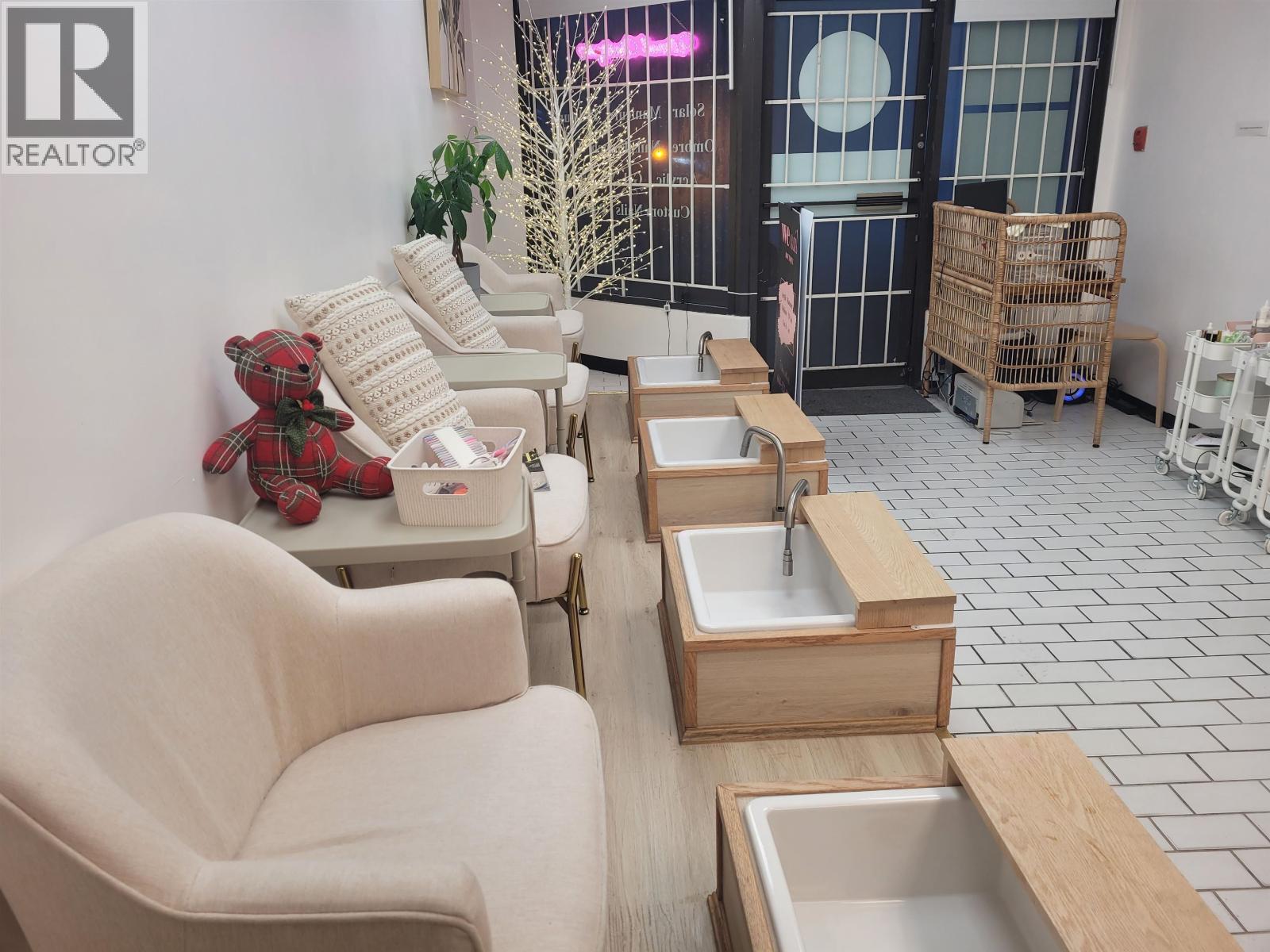 Unknown Address, ,    - Photo 4 - C8077506