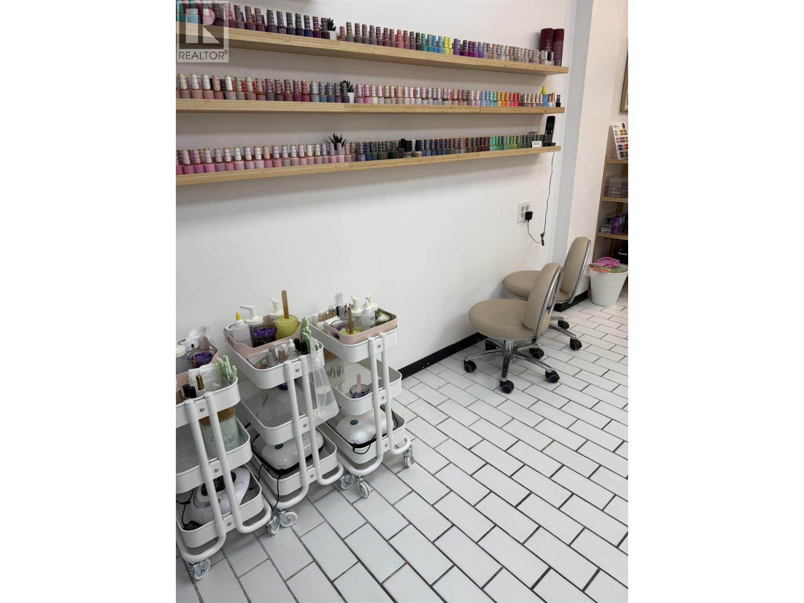 Unknown Address, ,    - Photo 6 - C8077506