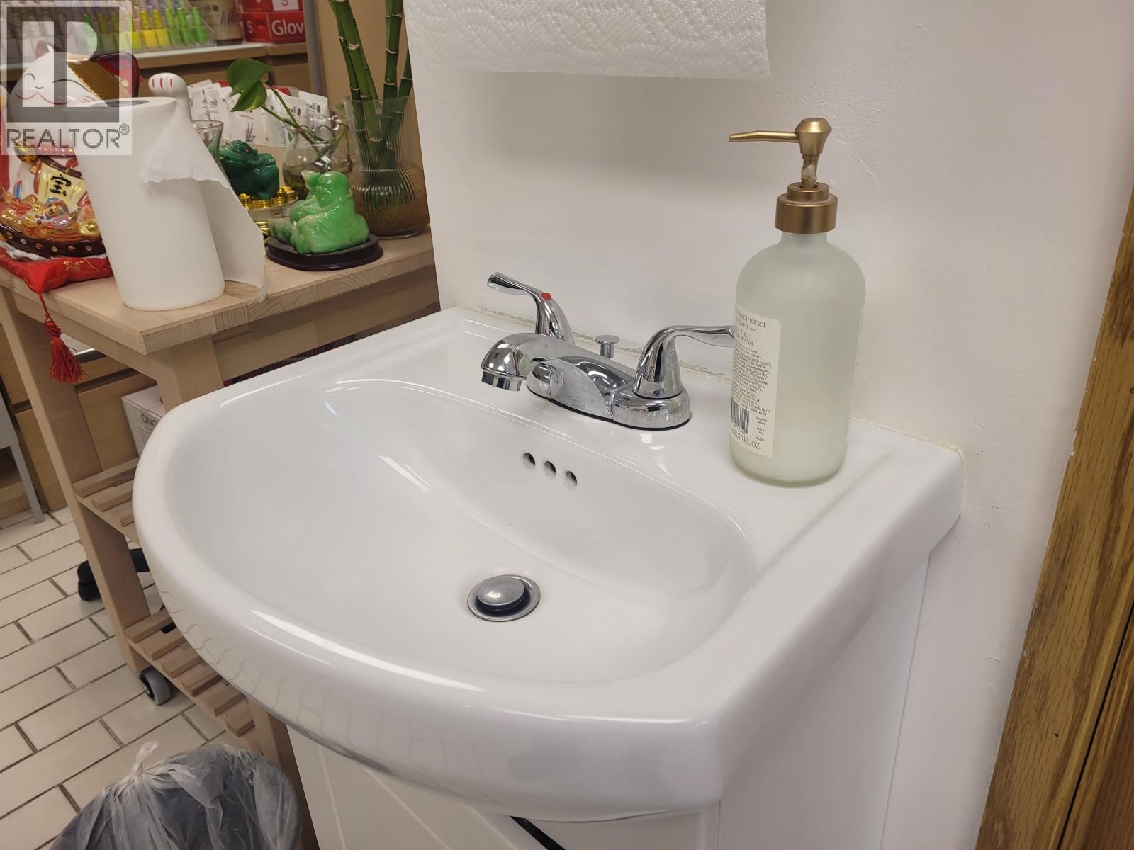 Unknown Address, ,    - Photo 13 - C8077506