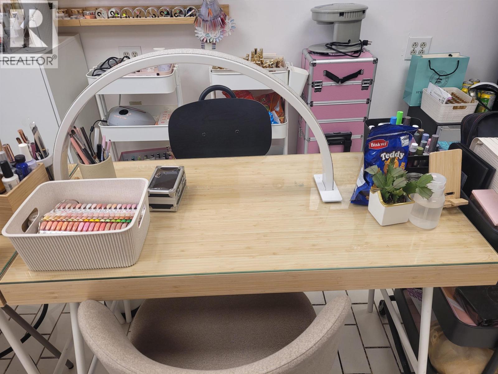 Unknown Address, ,    - Photo 7 - C8077506