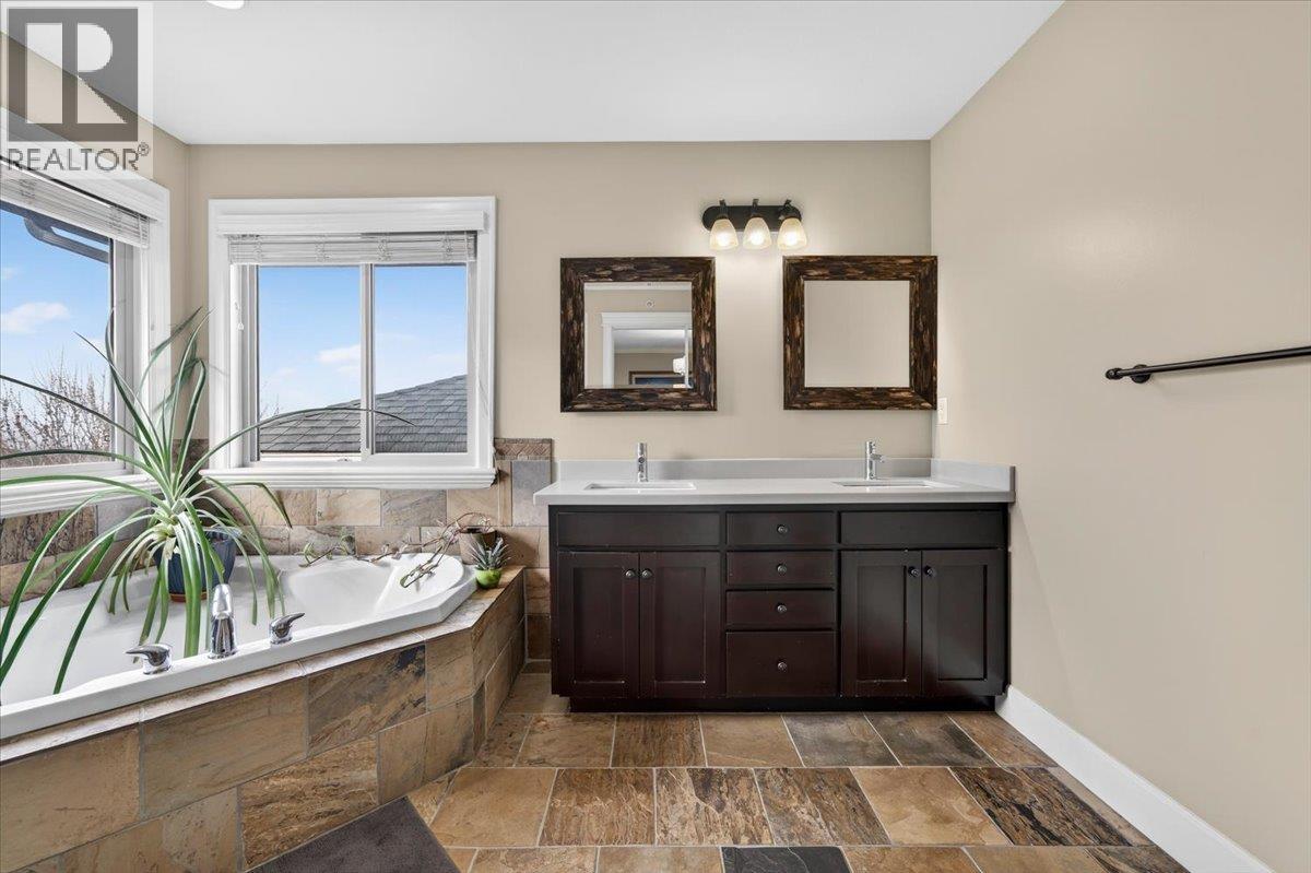 24696 103a Avenue, Maple Ridge, British Columbia  V2W 0B1 - Photo 23 - R3101079