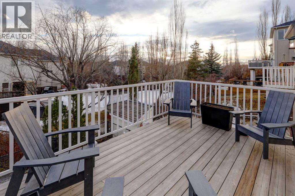 57 Discovery Ridge Hill SW, Calgary, Alberta  T3H 4Y5 - Photo 9 - A2293374