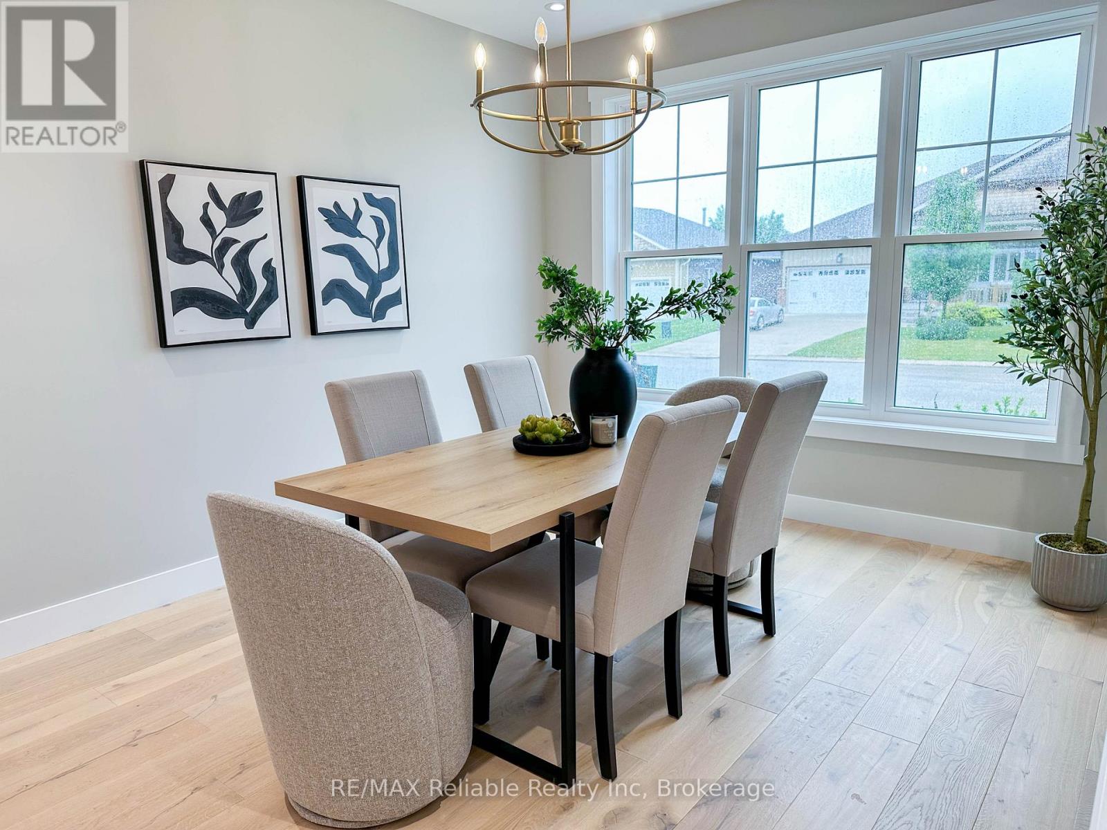 8 Thimbleweed Drive, Bluewater, Ontario  N0M 1G0 - Photo 25 - X12953014