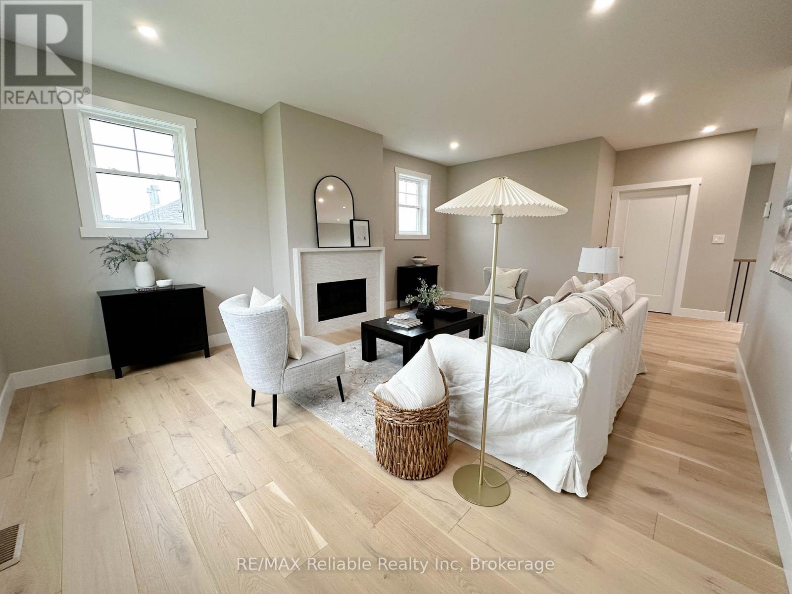 8 Thimbleweed Drive, Bluewater, Ontario  N0M 1G0 - Photo 35 - X12953014