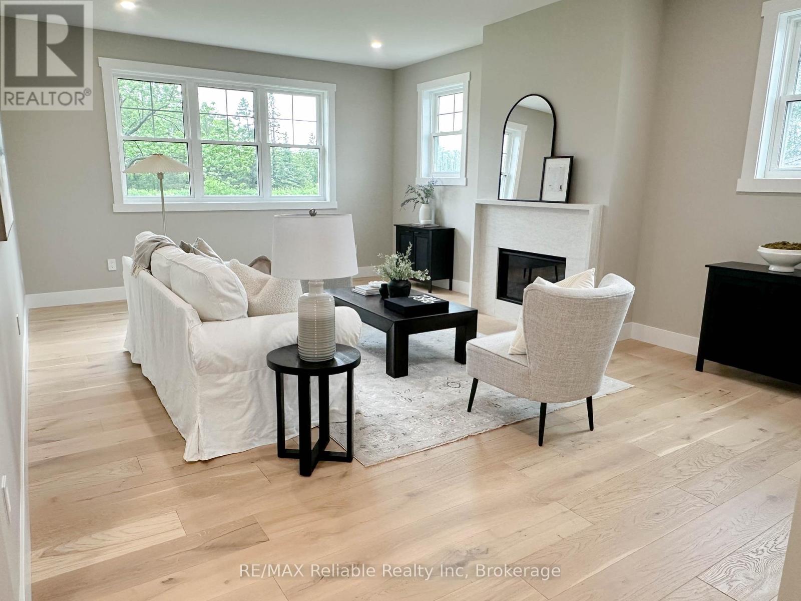 8 Thimbleweed Drive, Bluewater, Ontario  N0M 1G0 - Photo 37 - X12953014