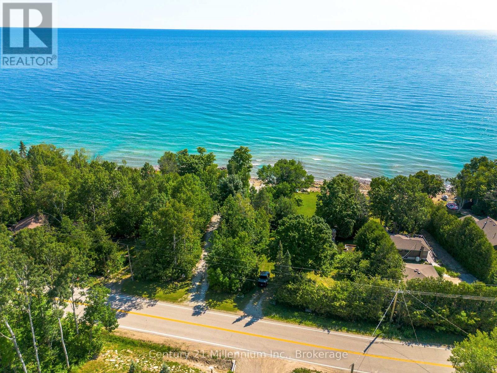 504725 Grey 1 Road, Georgian Bluffs, Ontario  N0H 1S0 - Photo 3 - X12953172