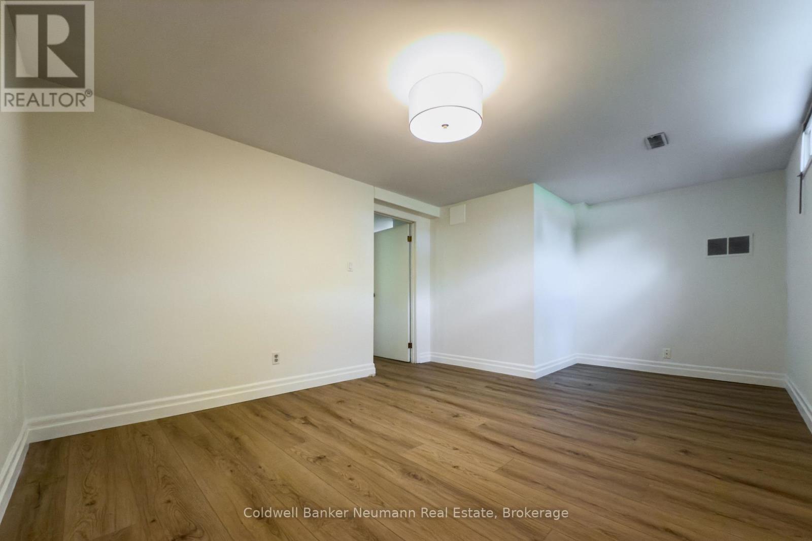 Lower - 14 Mcelderry Road, Guelph, Ontario  N1G 4K3 - Photo 5 - X12953214