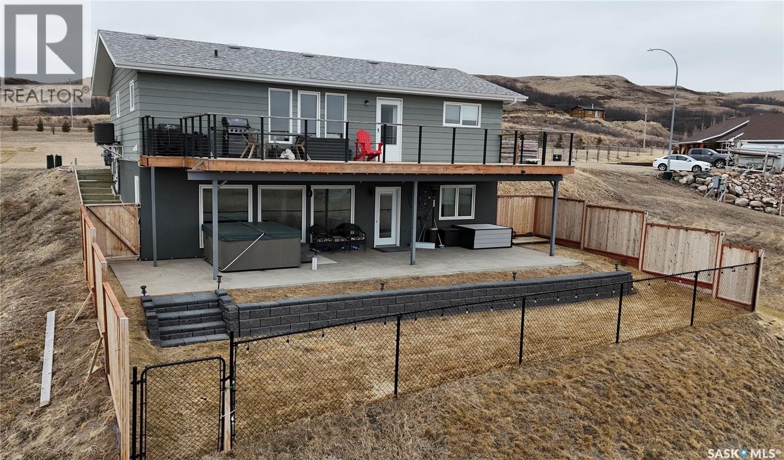 214 Hillcrest Place, Lac Pelletier Rm No. 107, Saskatchewan  S0N 2Y0 - Photo 2 - SK031551