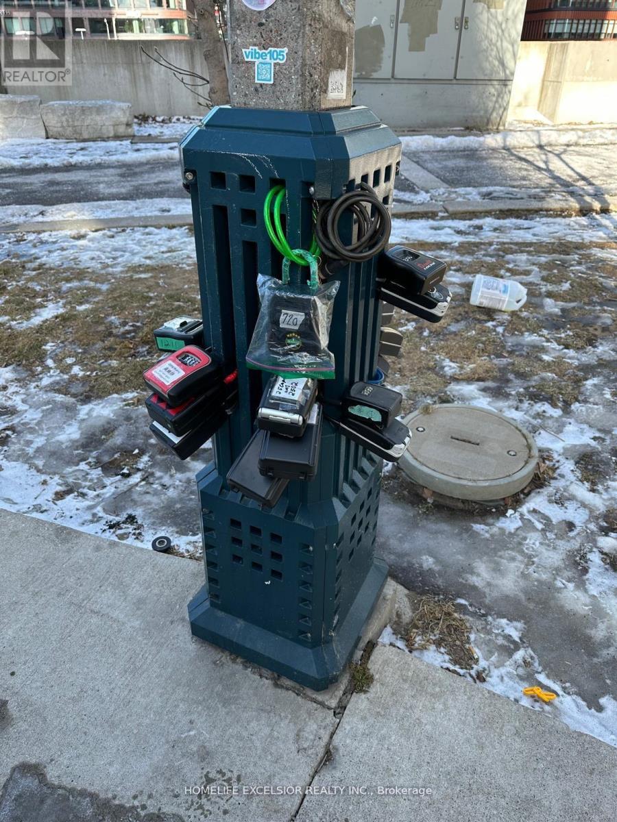 720 - 8 Telegram Mews, Toronto, Ontario M5V 3Z5 - Photo 24 - C12953224