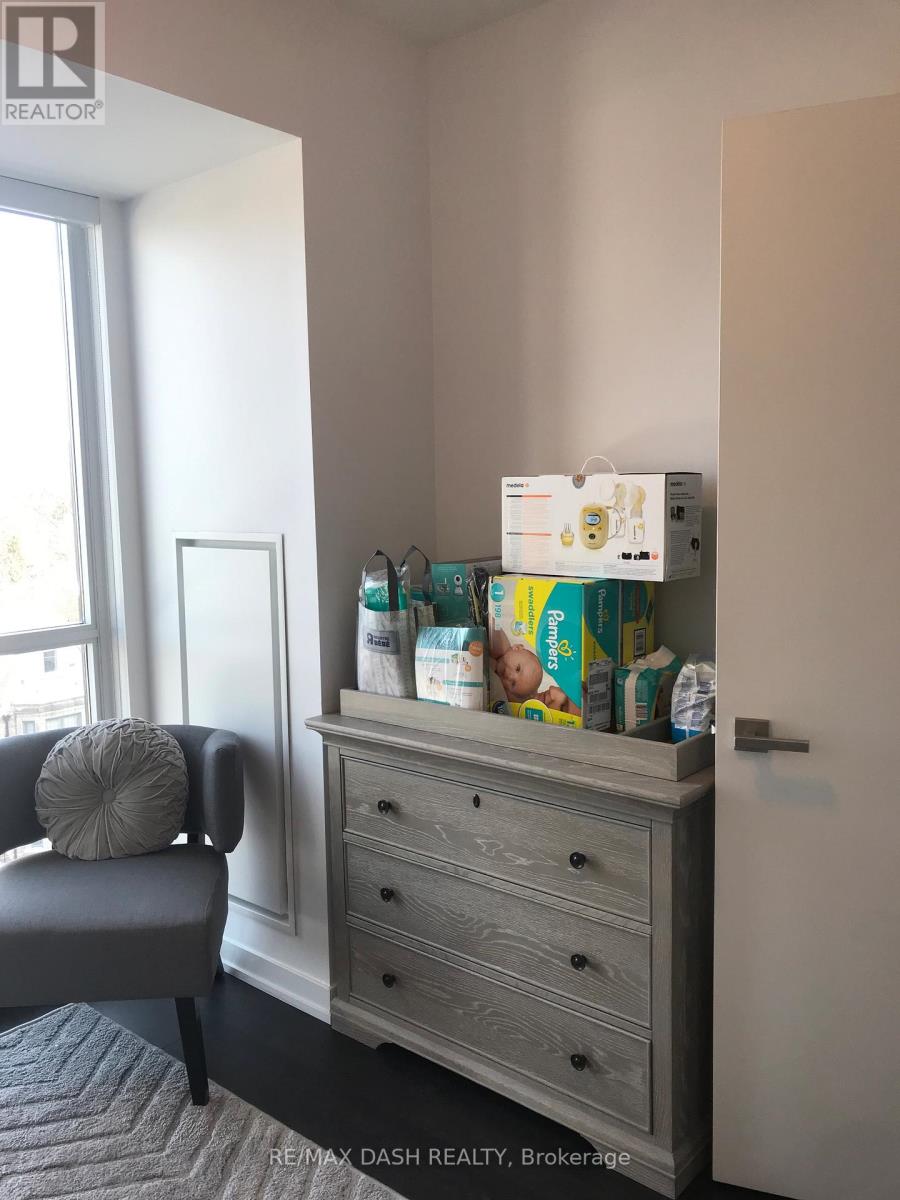 505 - 223 St Clair Avenue W, Toronto, Ontario  M4V 1R3 - Photo 7 - C12953236