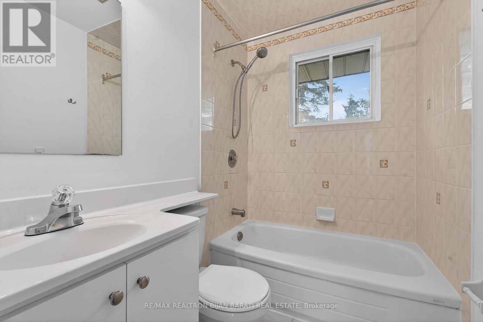 298 Newton Drive, Toronto, Ontario  M2M 2P8 - Photo 20 - C12953238