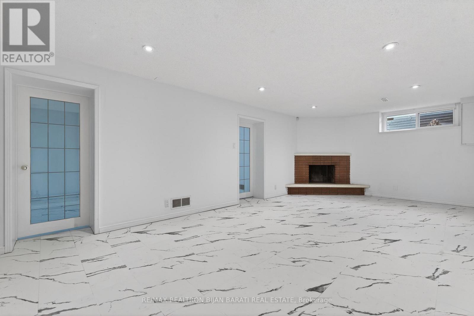 298 Newton Drive, Toronto, Ontario  M2M 2P8 - Photo 24 - C12953238