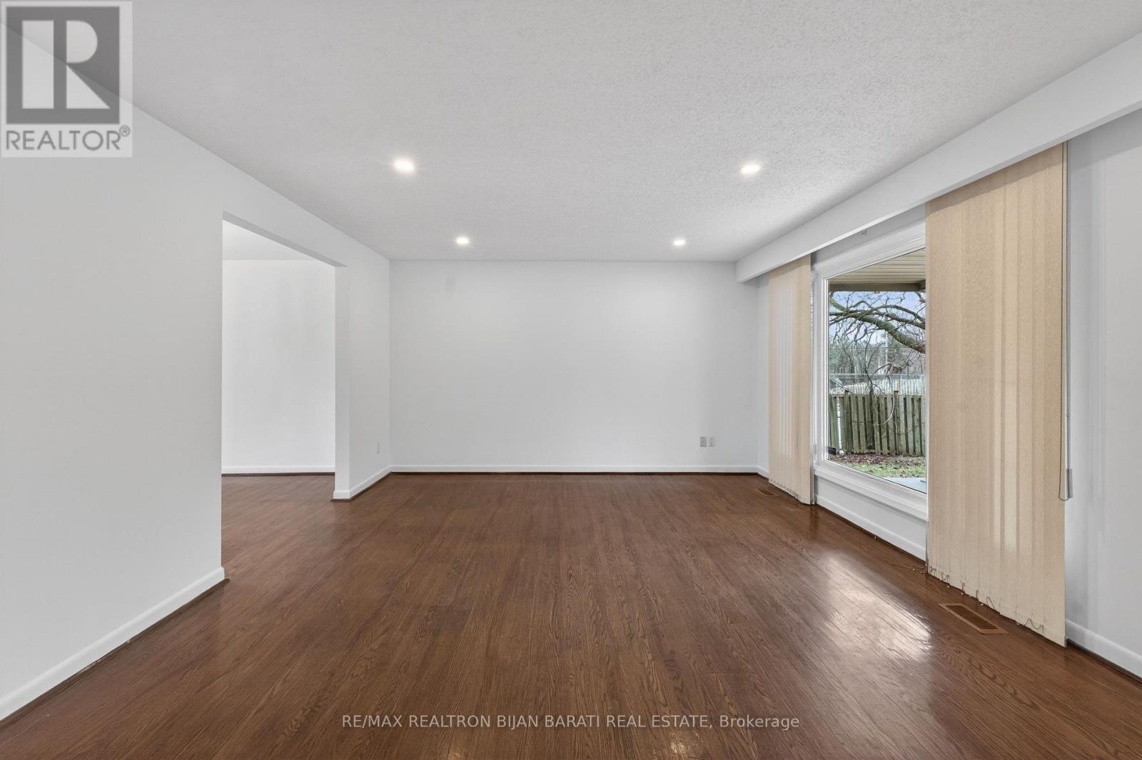 298 Newton Drive, Toronto, Ontario  M2M 2P8 - Photo 12 - C12953274