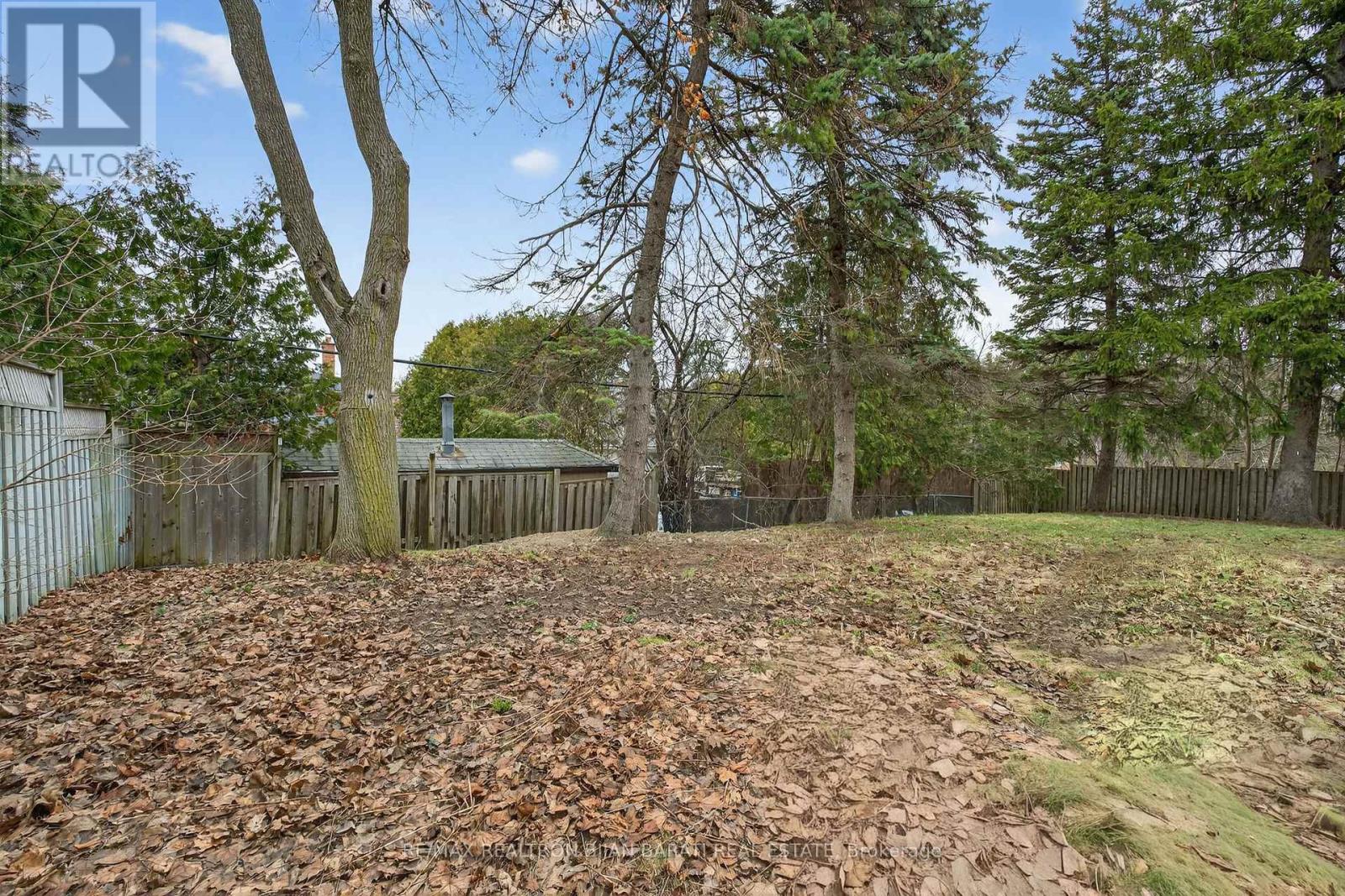 298 Newton Drive, Toronto, Ontario  M2M 2P8 - Photo 17 - C12953274