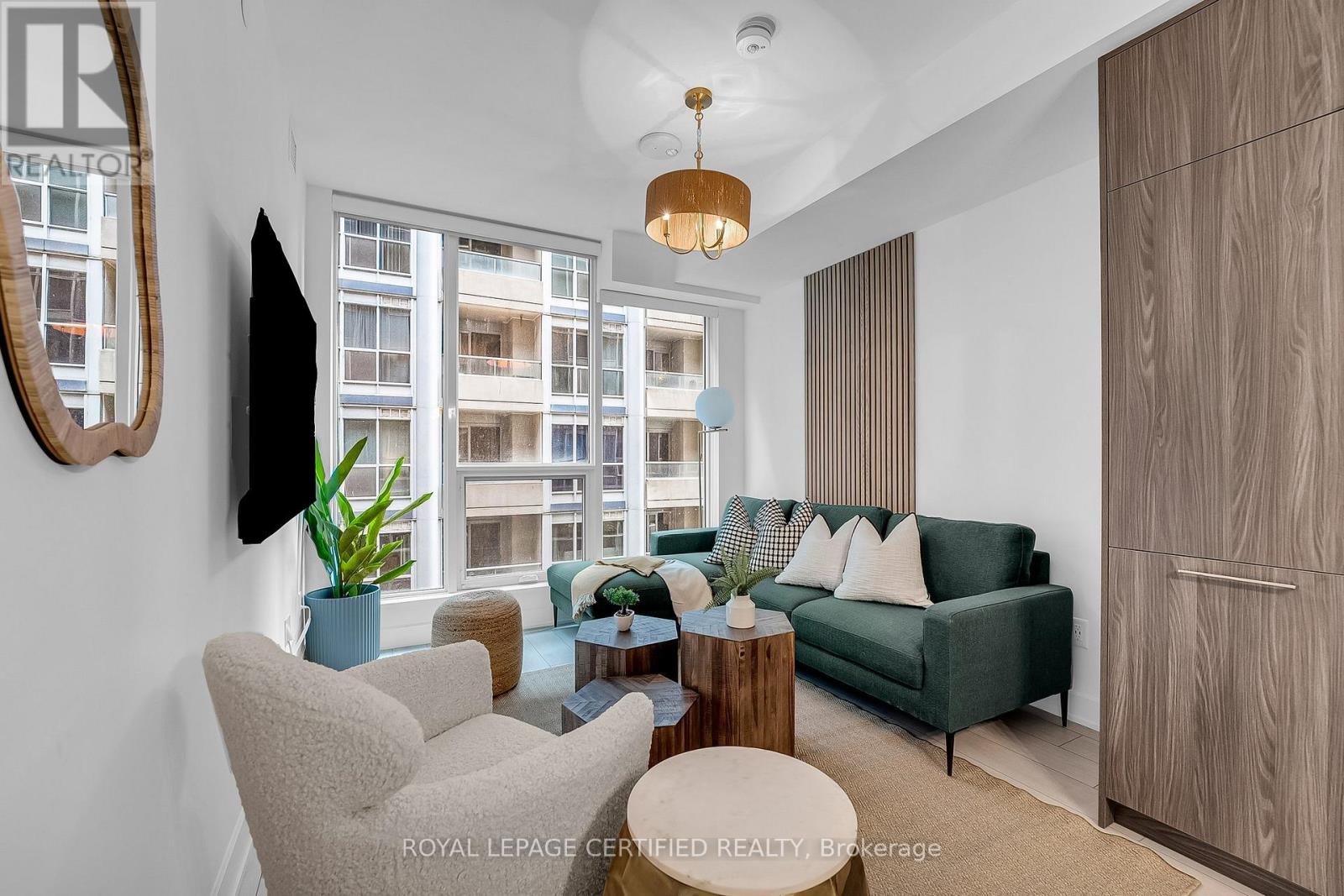 705 - 15 Mercer Street, Toronto, Ontario  M5V 0T8 - Photo 4 - C12953302