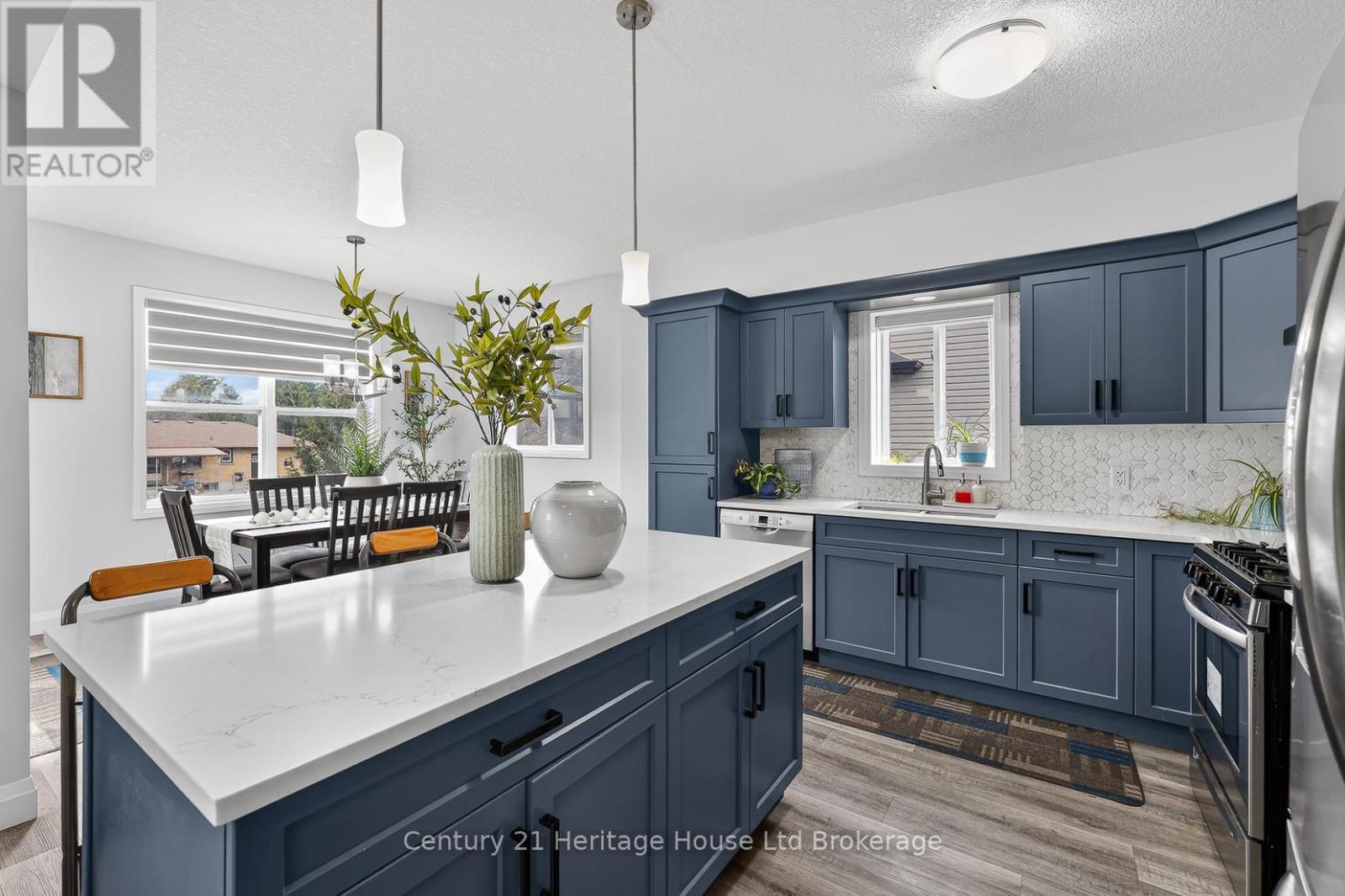 9 Reeves Road, Ingersoll, Ontario  N5C 0E1 - Photo 12 - X12953118