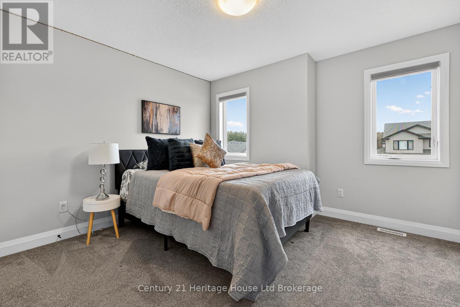 9 Reeves Road, Ingersoll, Ontario  N5C 0E1 - Photo 24 - X12953118