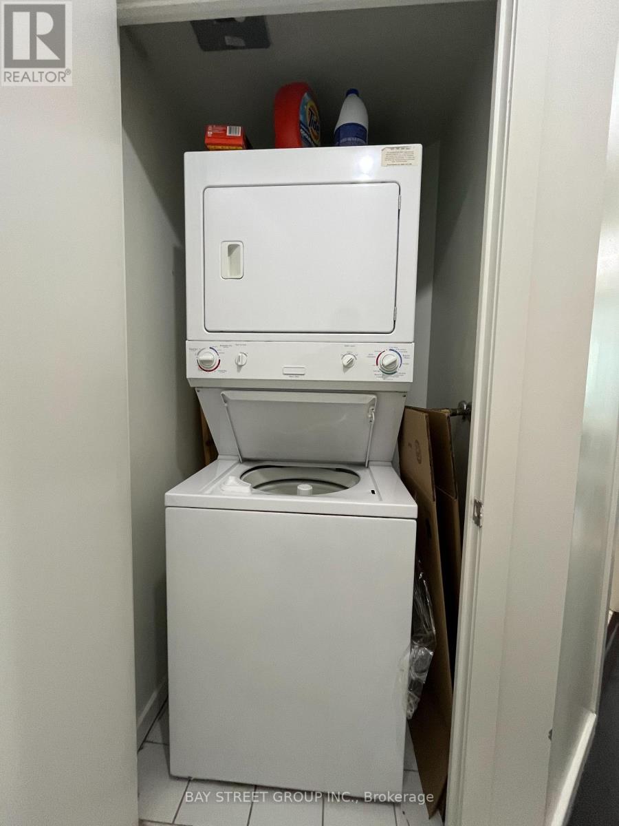 604 - 218 Queens Quay W, Toronto, Ontario  M5J 2Y6 - Photo 16 - C12730154