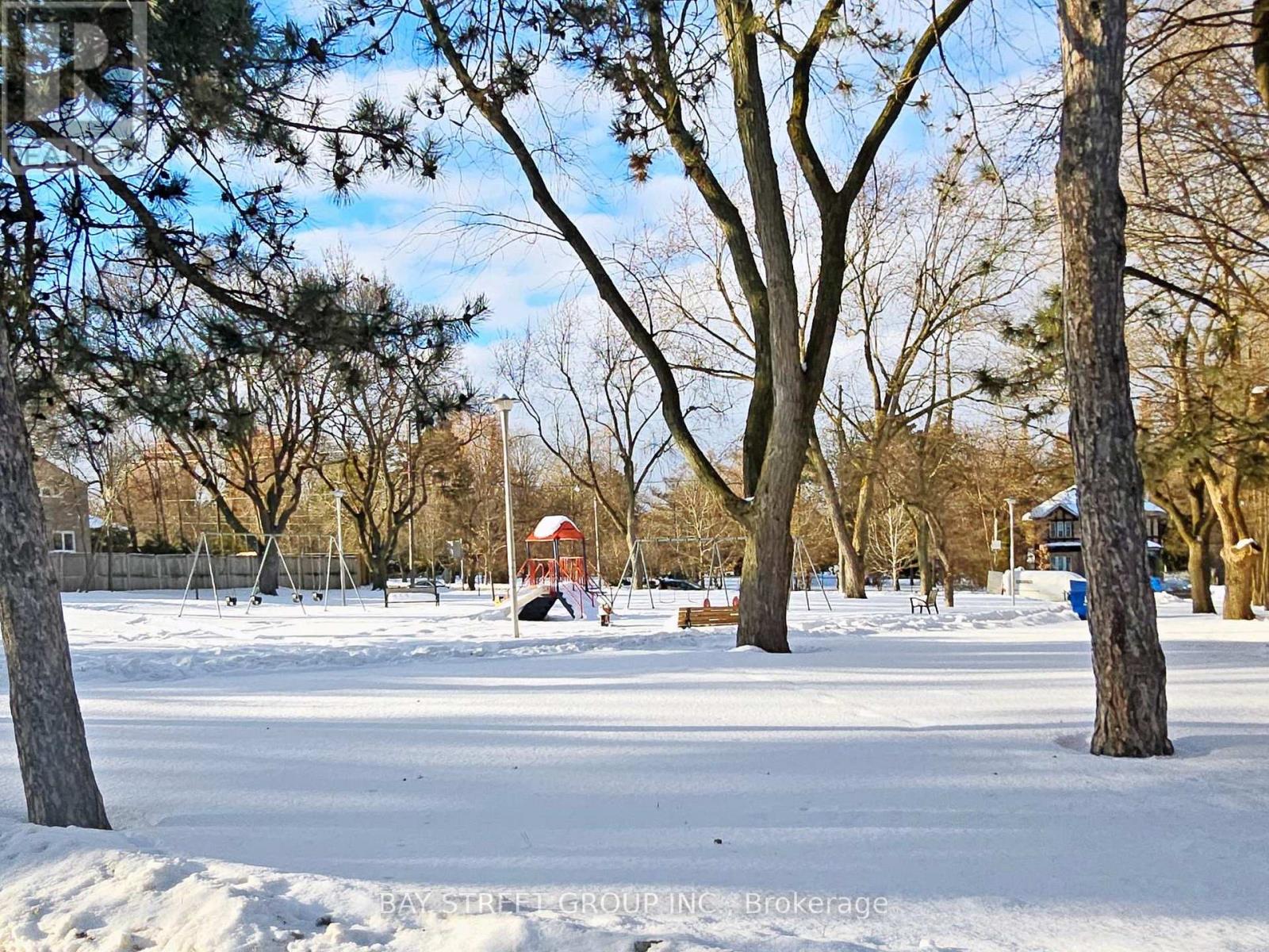 31 Evergreen Gardens, Toronto, Ontario  M4G 2Z5 - Photo 42 - C12757322