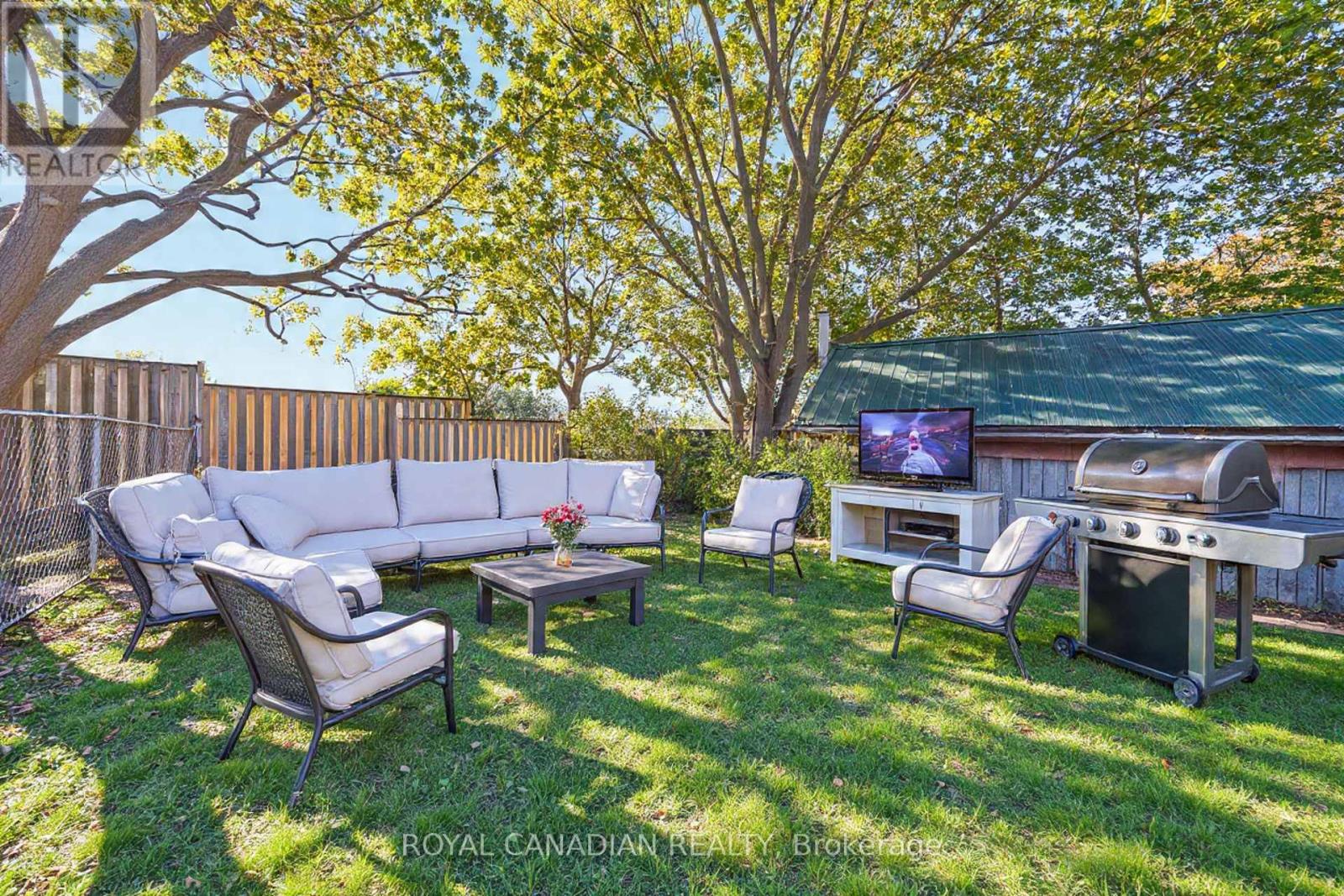 1057 King Street E, Oshawa, Ontario  L1H 1H6 - Photo 36 - E12952982