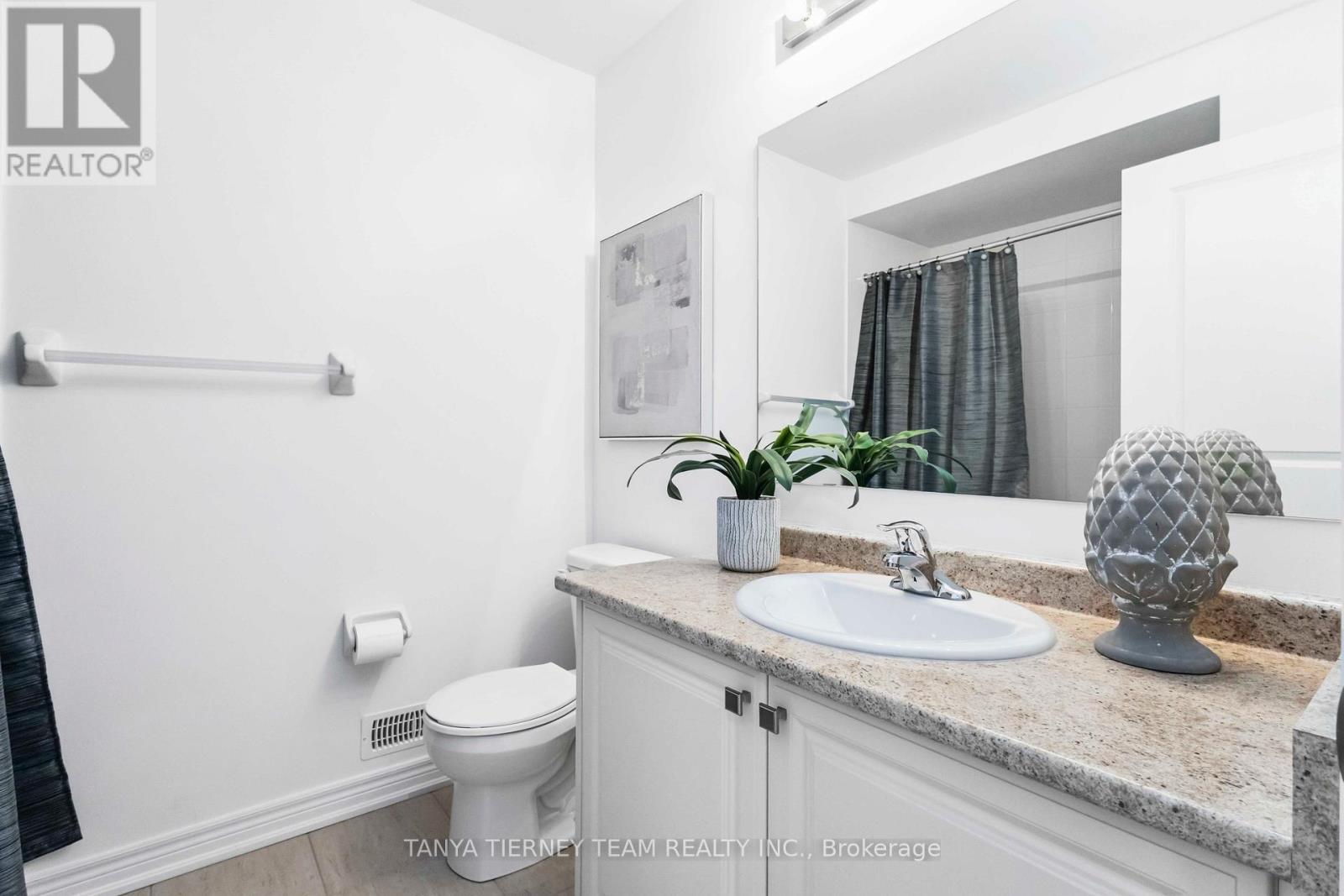 36 Dockside Way, Whitby, Ontario  L1N 0M6 - Photo 40 - E12953076