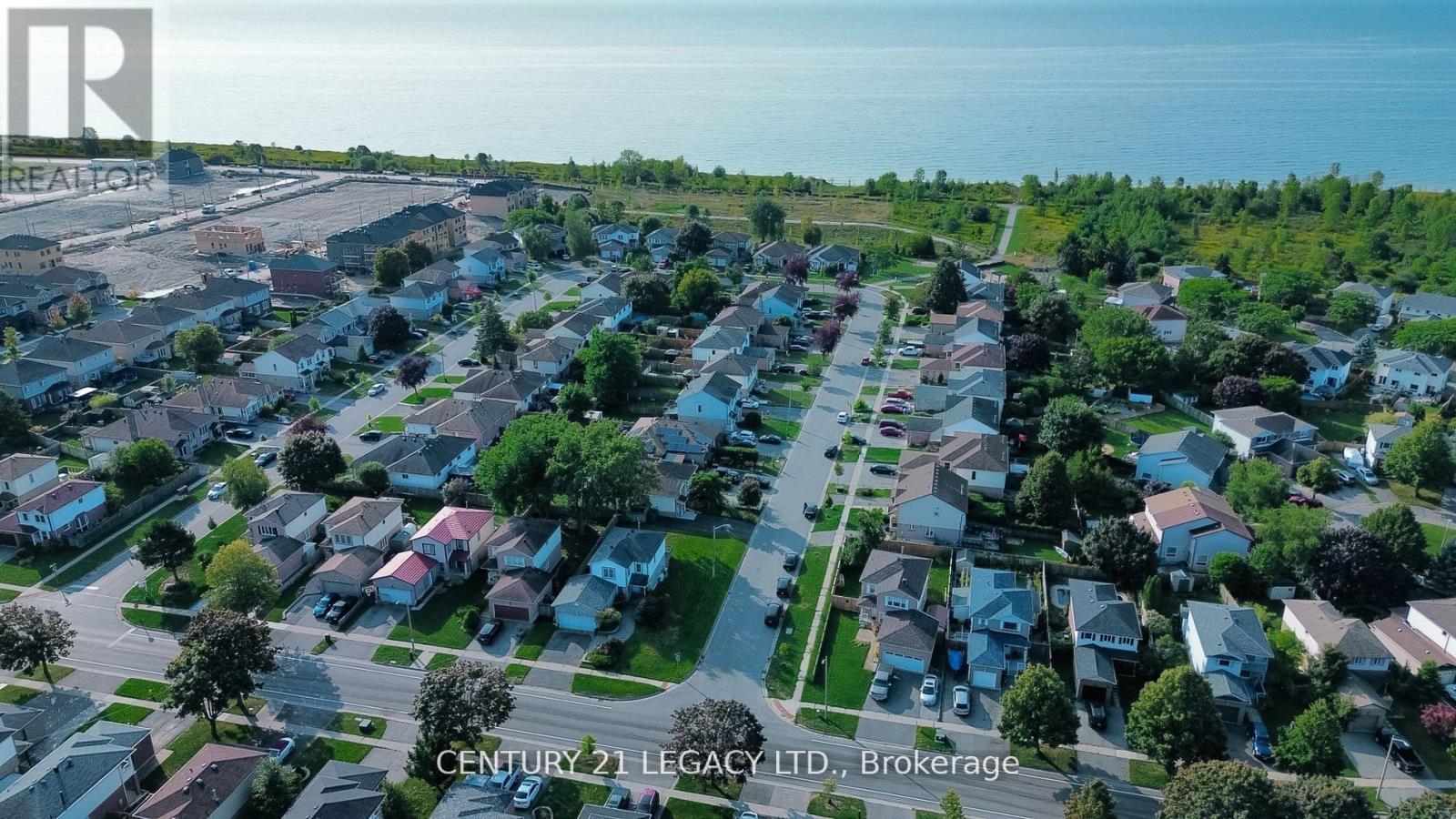 1544 CONNERY CRESCENT, Oshawa, Ontario