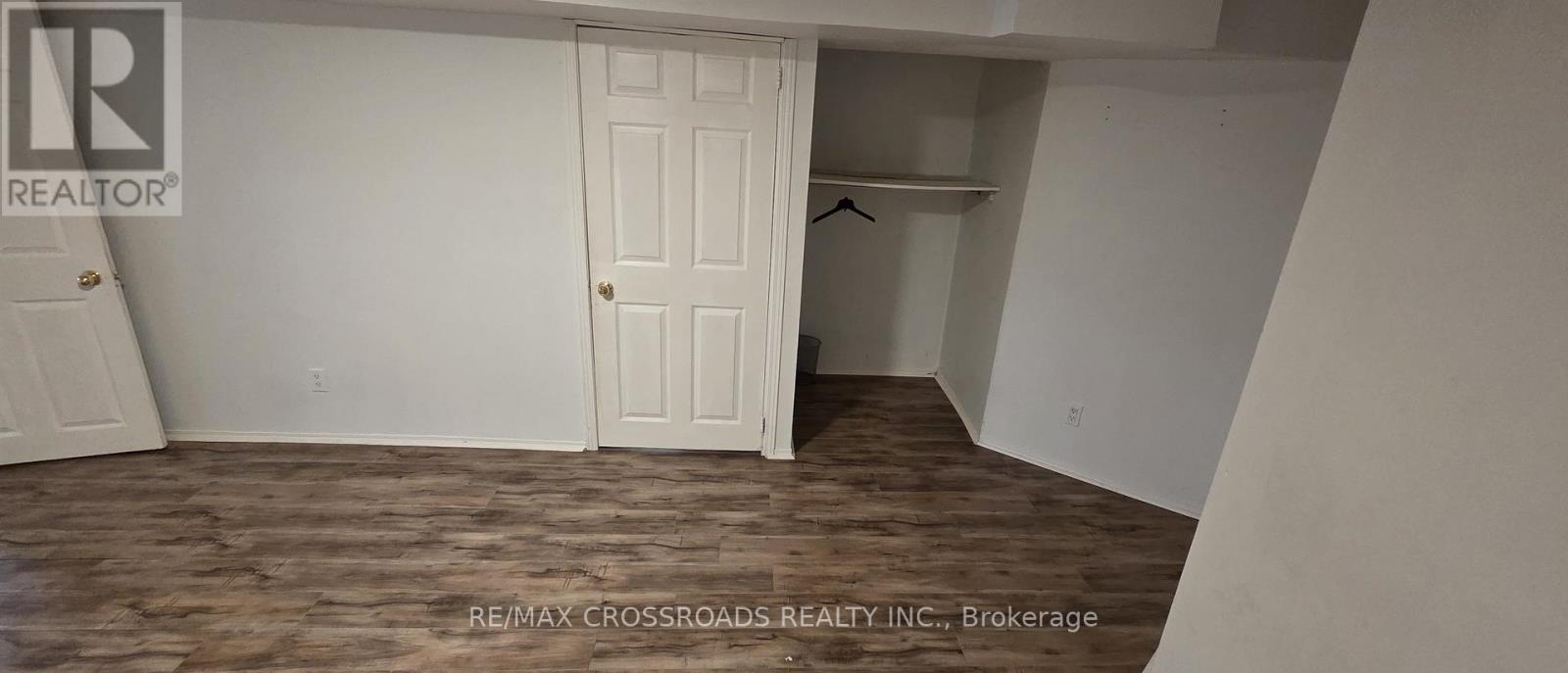 21 Fernbank Place, Whitby, Ontario  L1R 1S9 - Photo 13 - E12953256