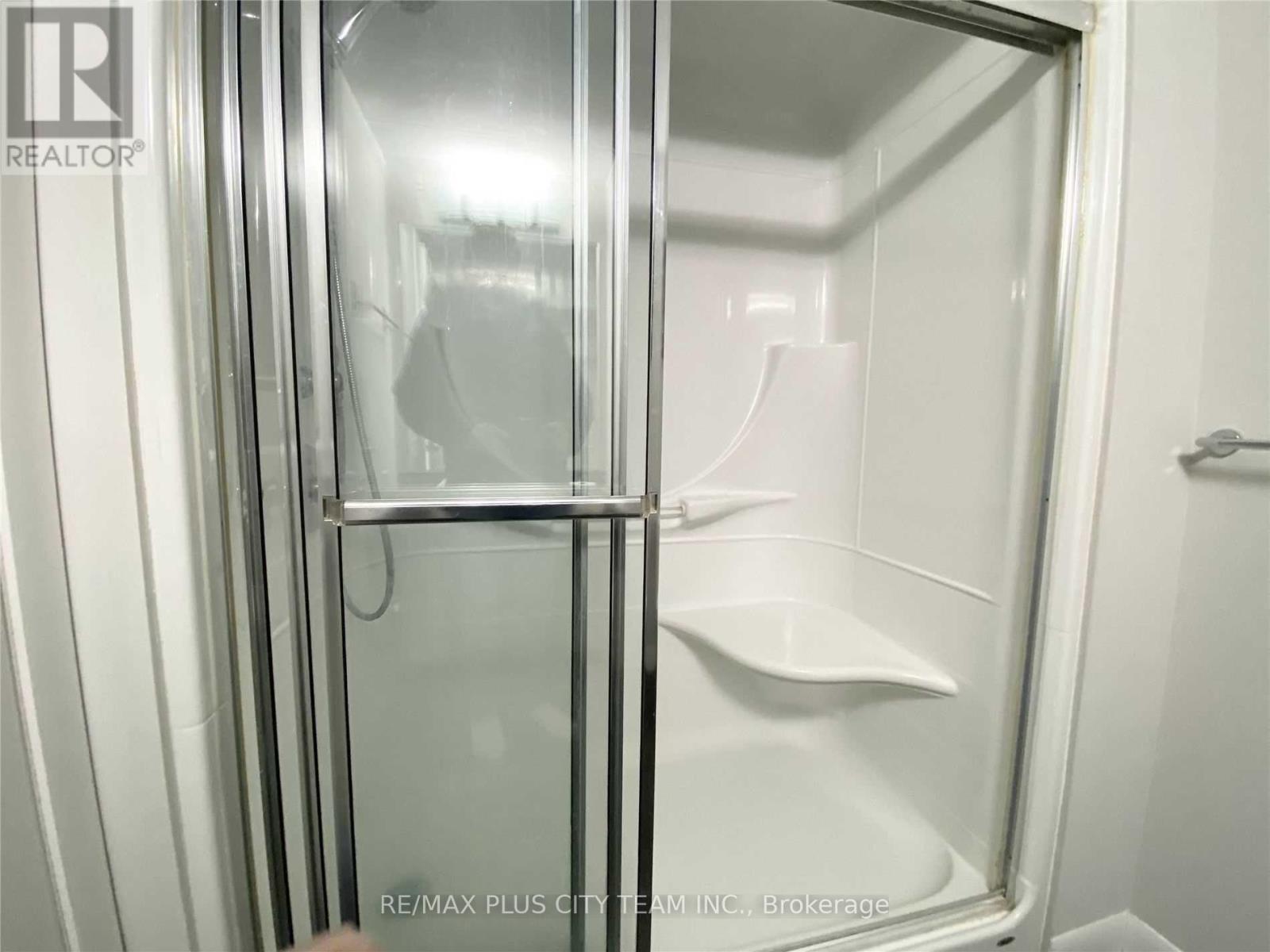 1702 - 190 Borough Drive, Toronto, Ontario M1P 0B6 - Photo 15 - E12953336