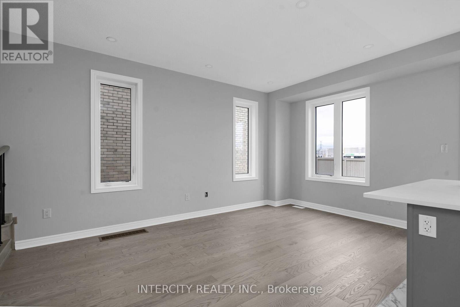 182 Mumbai Drive, Markham, Ontario  L3S 0G5 - Photo 12 - N12953030