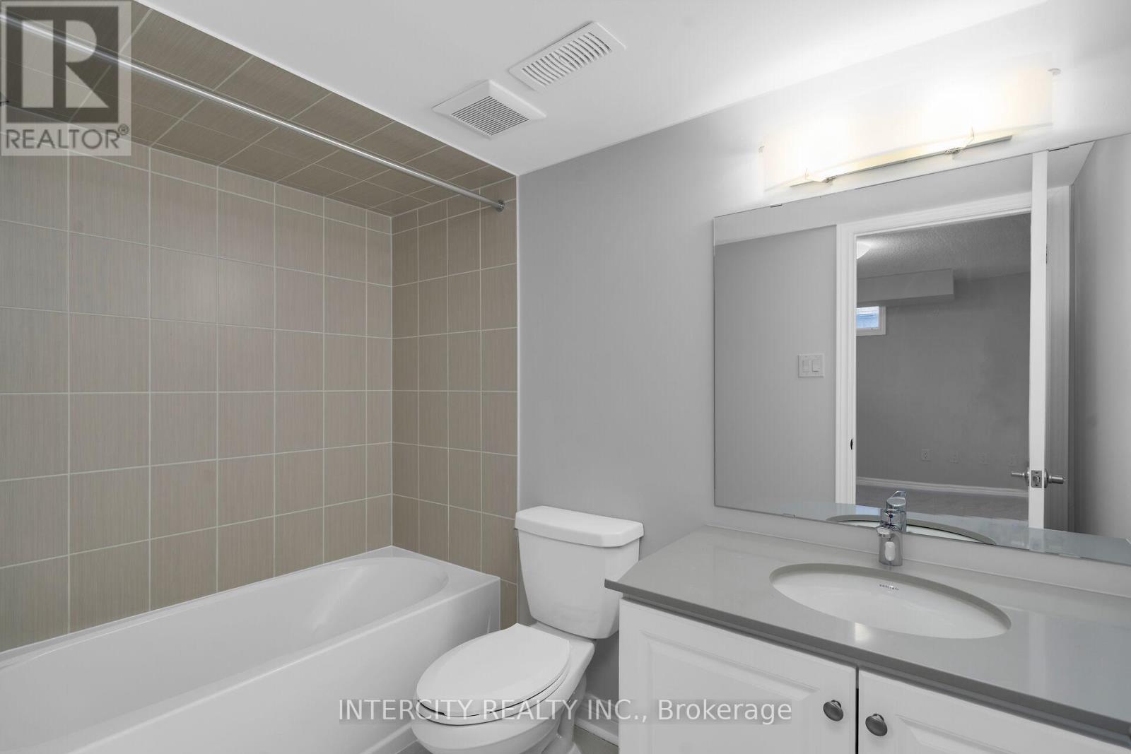 182 Mumbai Drive, Markham, Ontario  L3S 0G5 - Photo 26 - N12953030