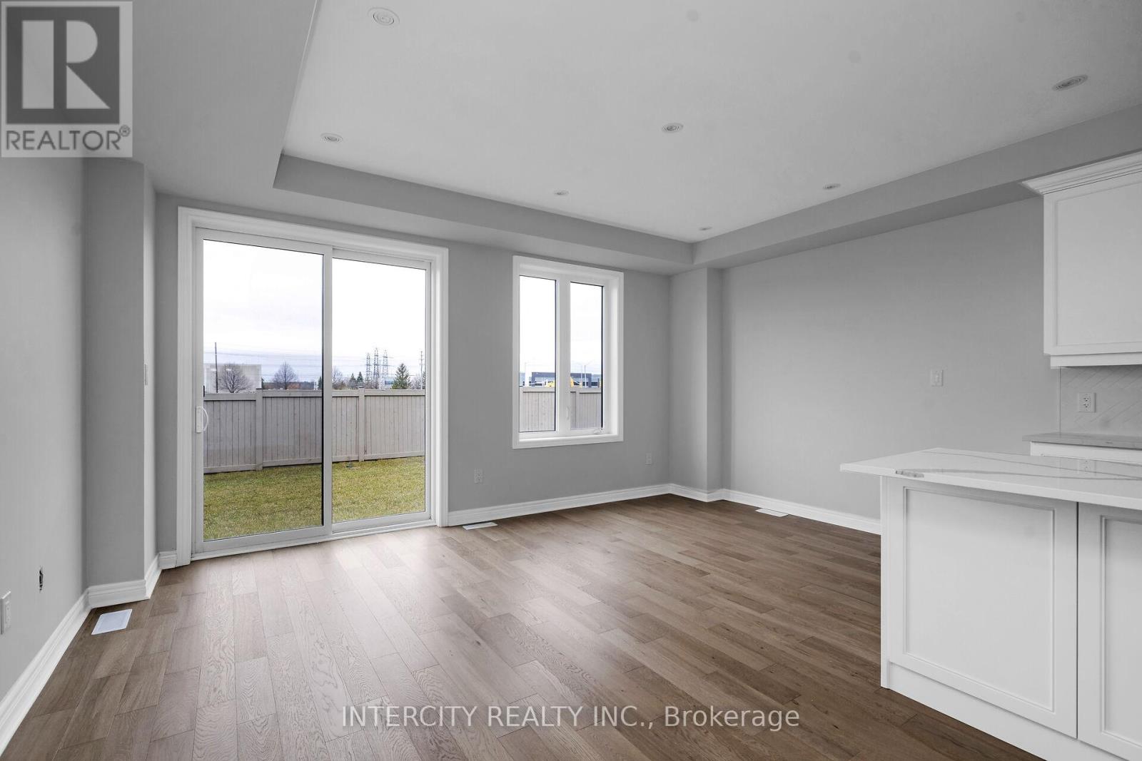 184 Mumbai Drive, Markham, Ontario  L3S 0G5 - Photo 12 - N12953052