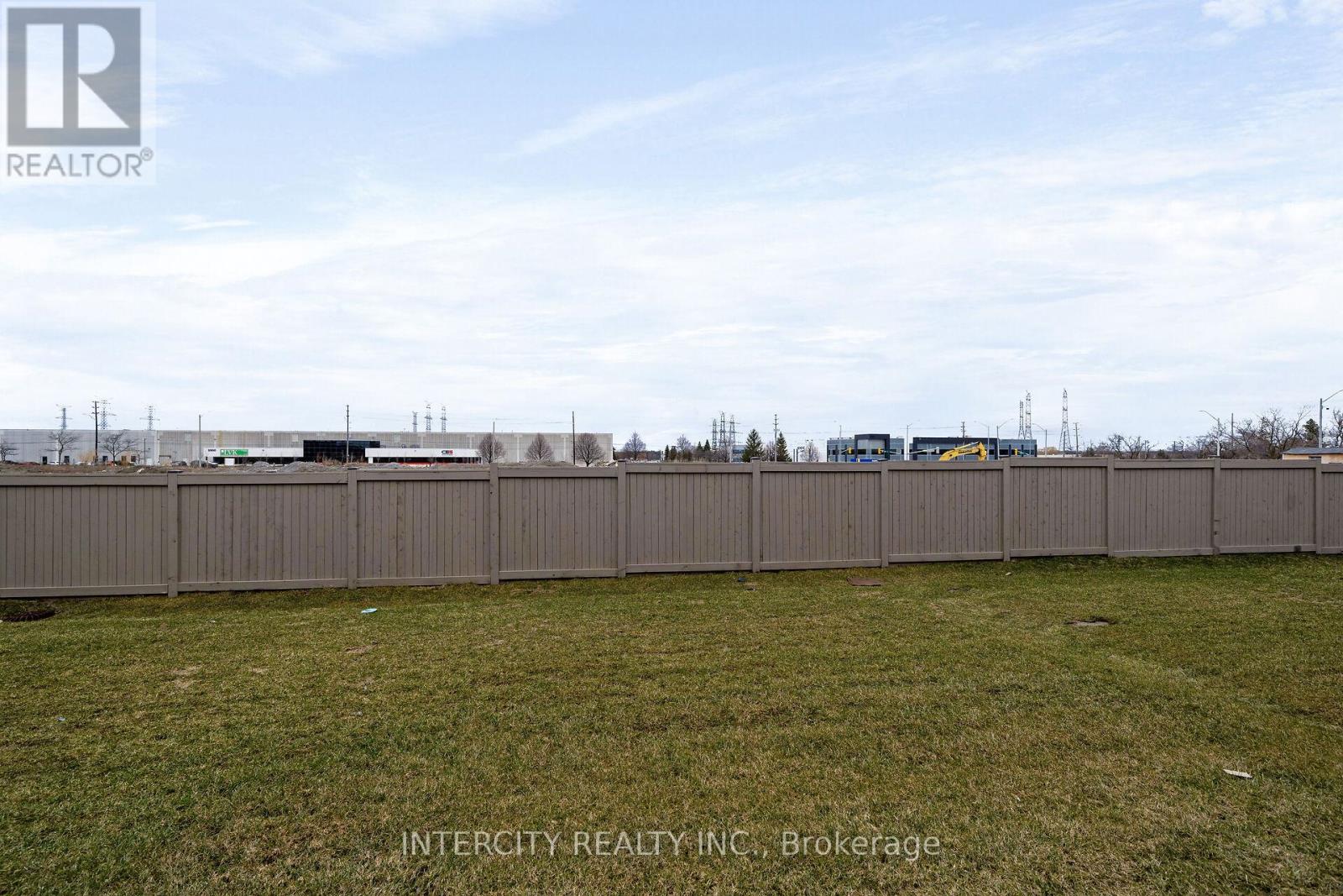 184 Mumbai Drive, Markham, Ontario  L3S 0G5 - Photo 27 - N12953052