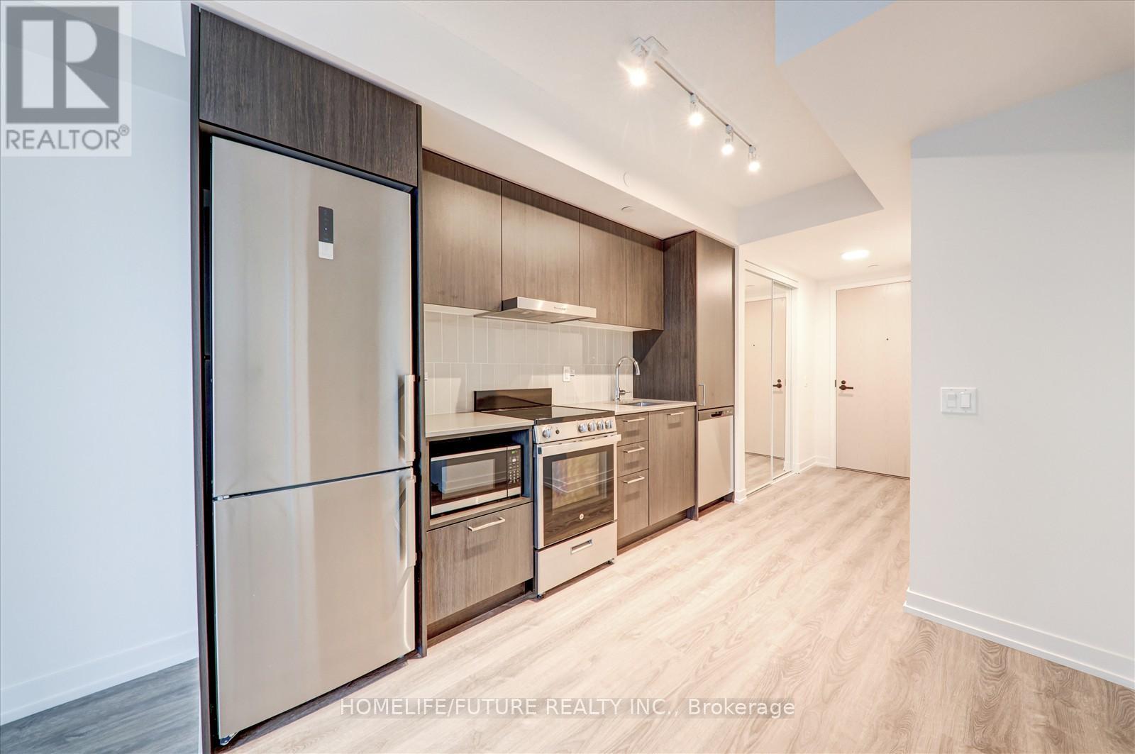 1501 - 195 Commerce Street, Vaughan, Ontario  L4K 5Z7 - Photo 9 - N12953124