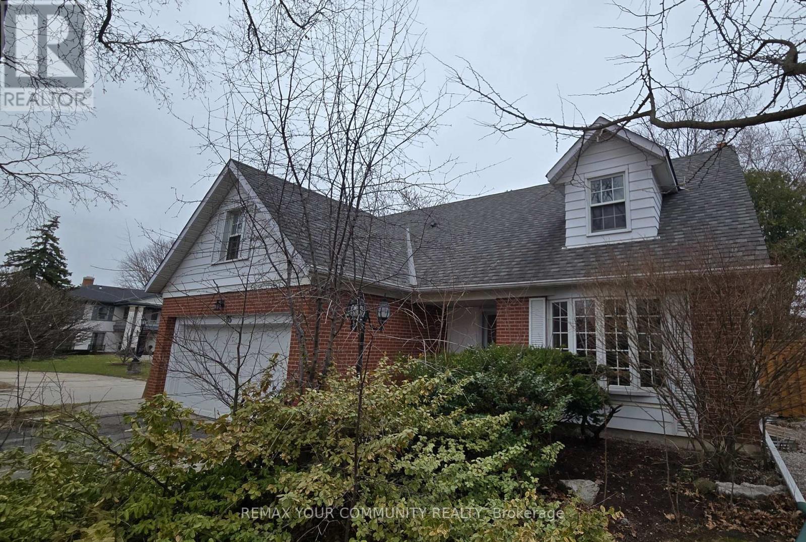 85 Royal Orchard Boulevard, Markham, Ontario  L3T 3C7 - Photo 3 - N12953128