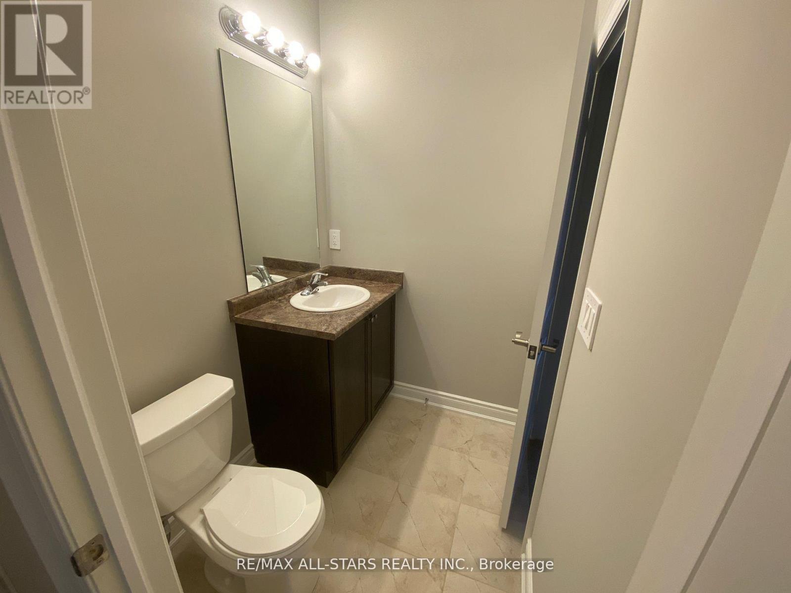 38 Shelson Place, Georgina, Ontario  L0E 1R0 - Photo 12 - N12953146