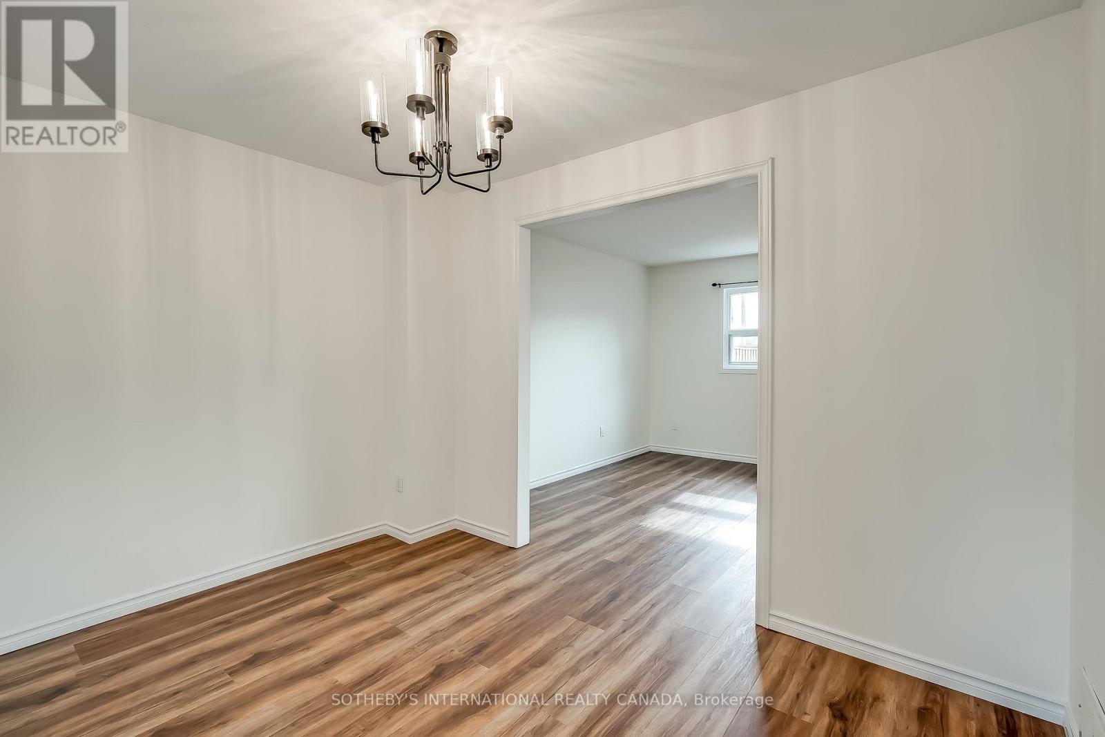 203 - 1055 Shawnmarr Road, Mississauga, Ontario  L5H 3V2 - Photo 8 - W12952696