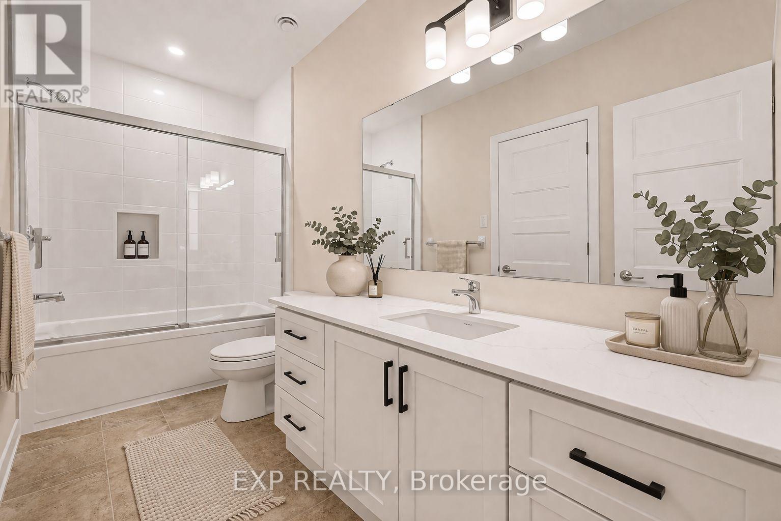 A - 448 Falcon Lane, Russell, Ontario  K4R 0M5 - Photo 13 - X12718714