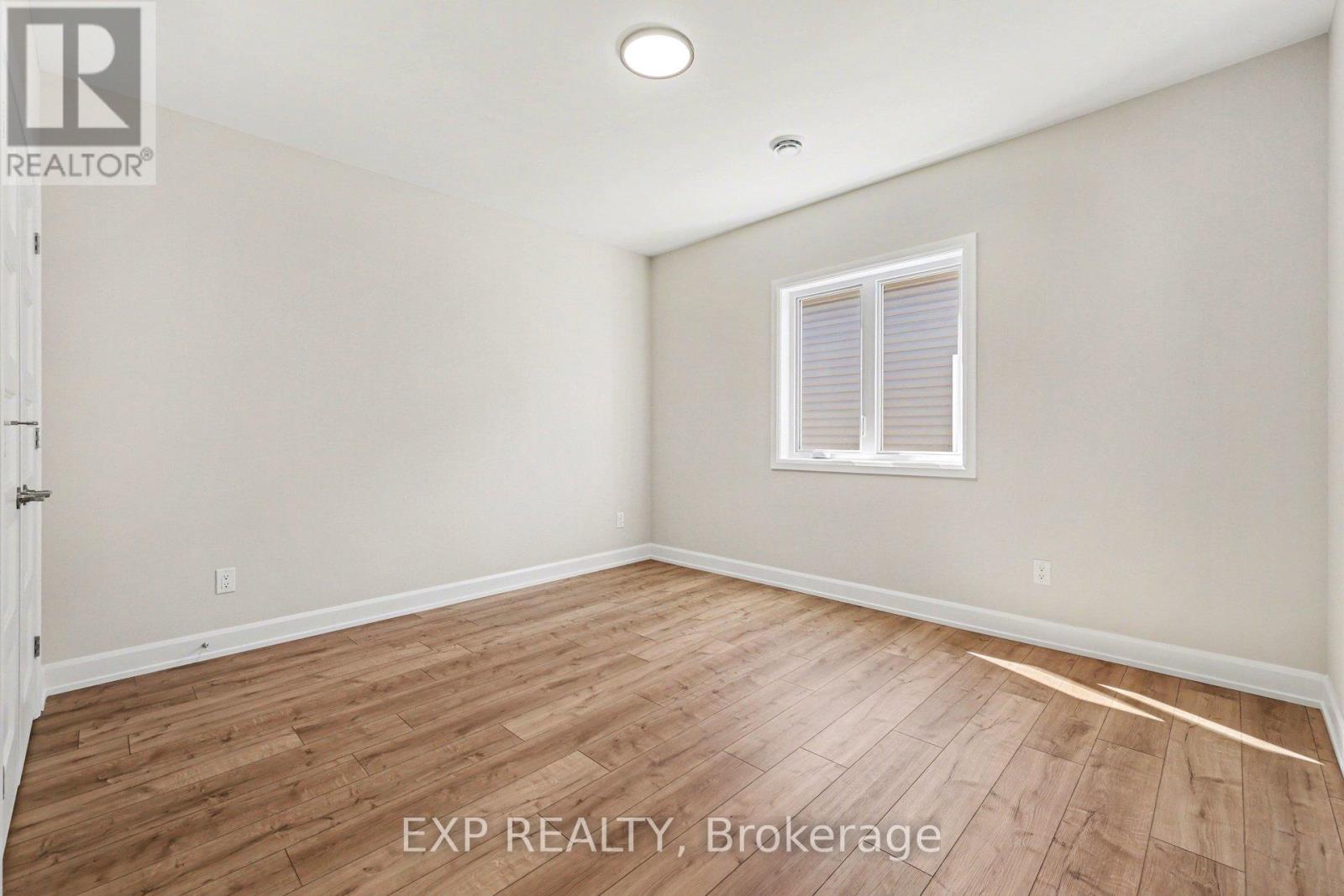 A - 448 Falcon Lane, Russell, Ontario  K4R 0M5 - Photo 17 - X12718714