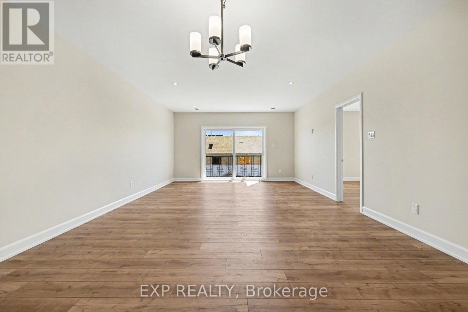 A - 448 Falcon Lane, Russell, Ontario  K4R 0M5 - Photo 4 - X12718714