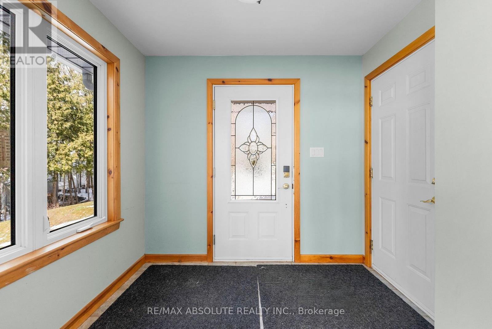 5749 Loggers Way, Ottawa, Ontario  K7S 3G7 - Photo 9 - X12900018