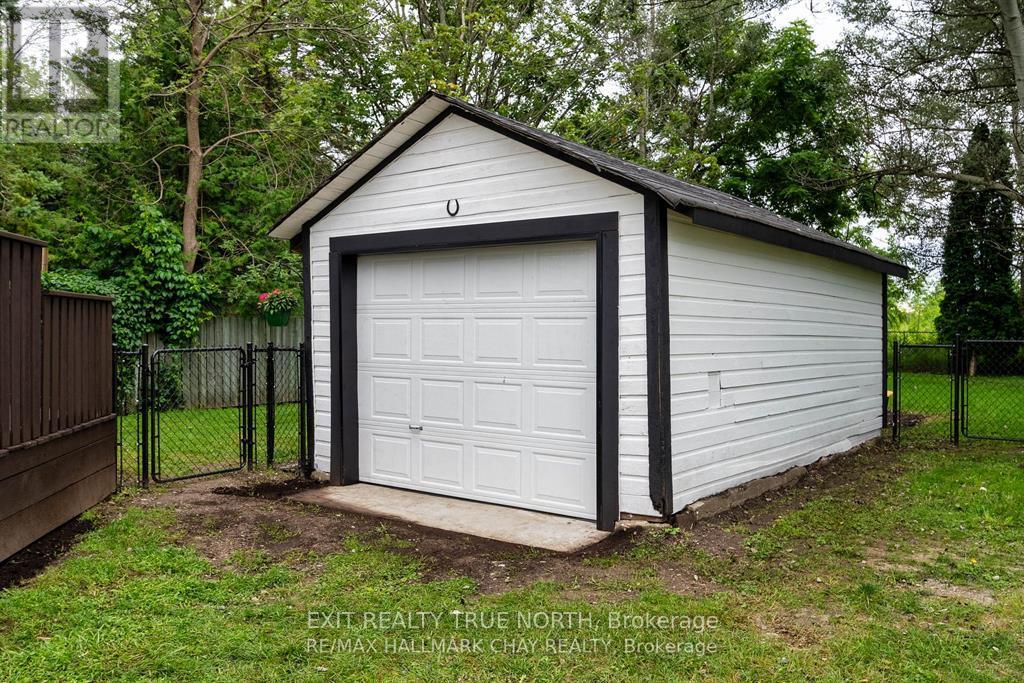 125 Queen Street W, Springwater, Ontario  L0L 1P0 - Photo 19 - S12952972