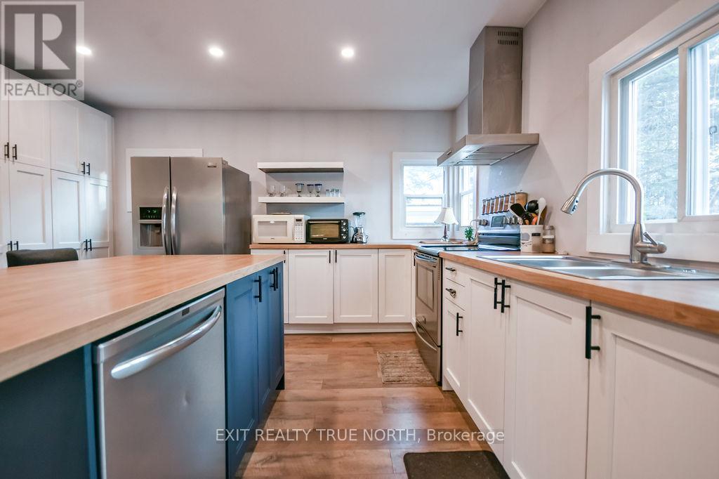 125 Queen Street W, Springwater, Ontario  L0L 1P0 - Photo 9 - S12952972