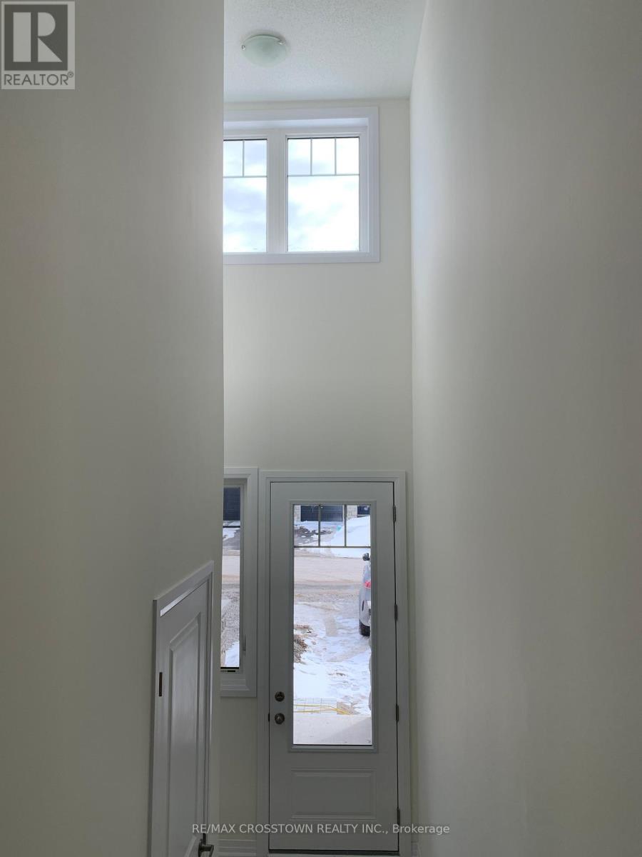 548 Hudson Crescent, Midland, Ontario  L4R 0J2 - Photo 2 - S12953298