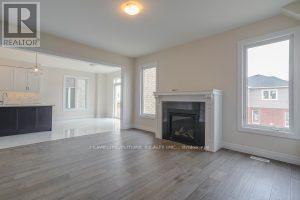 235 O'neil Street, Peterborough, Ontario  K9K 0H8 - Photo 4 - X12952504