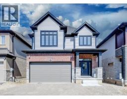 10 JACOB DETWEILLER Drive, Kitchener, Ontario