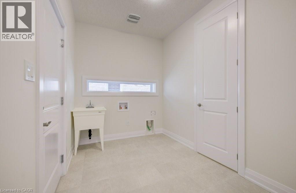 10 Jacob Detweiller Drive, Kitchener, Ontario  N2P 0J1 - Photo 25 - 40801294