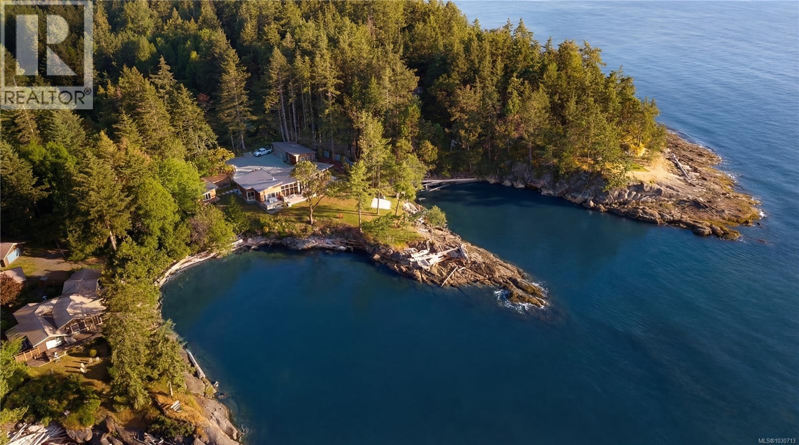 236 Gulf Dr, Galiano Island, British Columbia