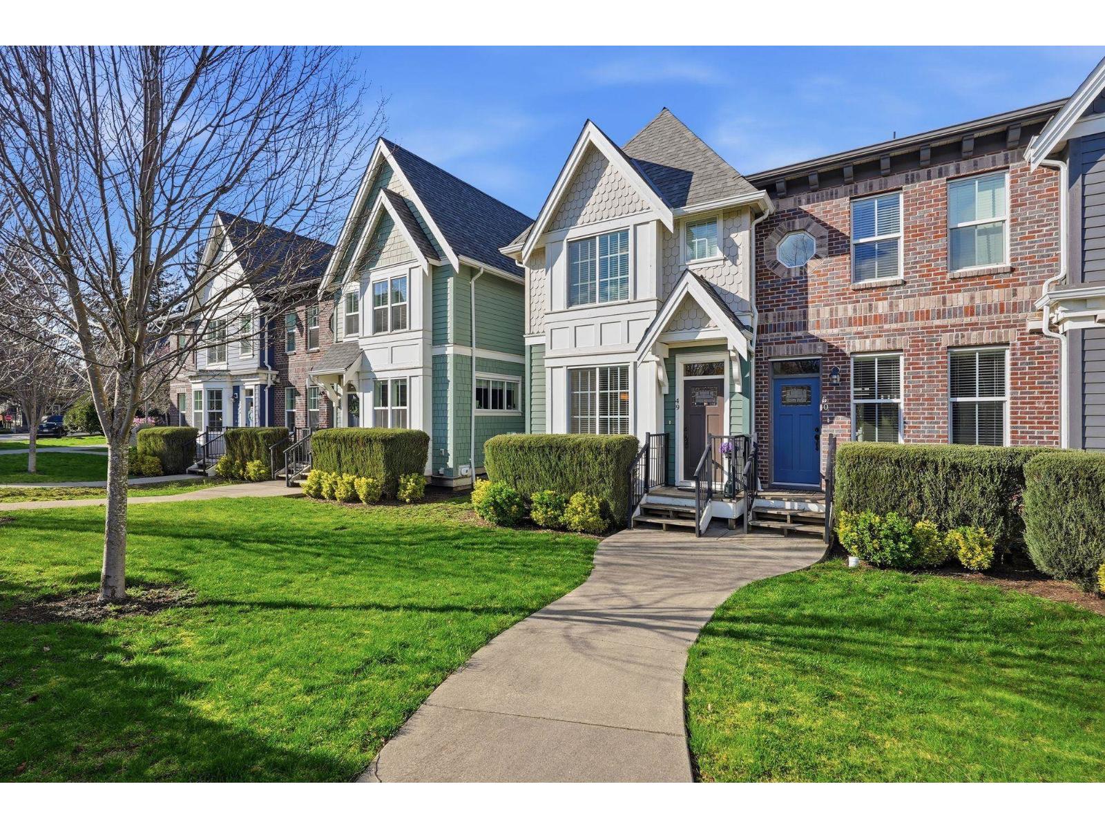 49 45462 Tamihi Way, Garrison Crossing, Chilliwack, British Columbia  V2R 0Y2 - Photo 2 - R3106357