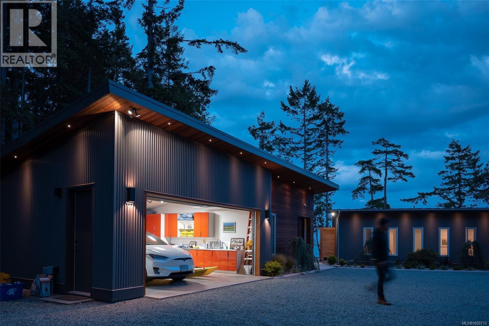 236 Gulf Dr, Galiano Island, British Columbia  V0N 1P0 - Photo 45 - 1030713