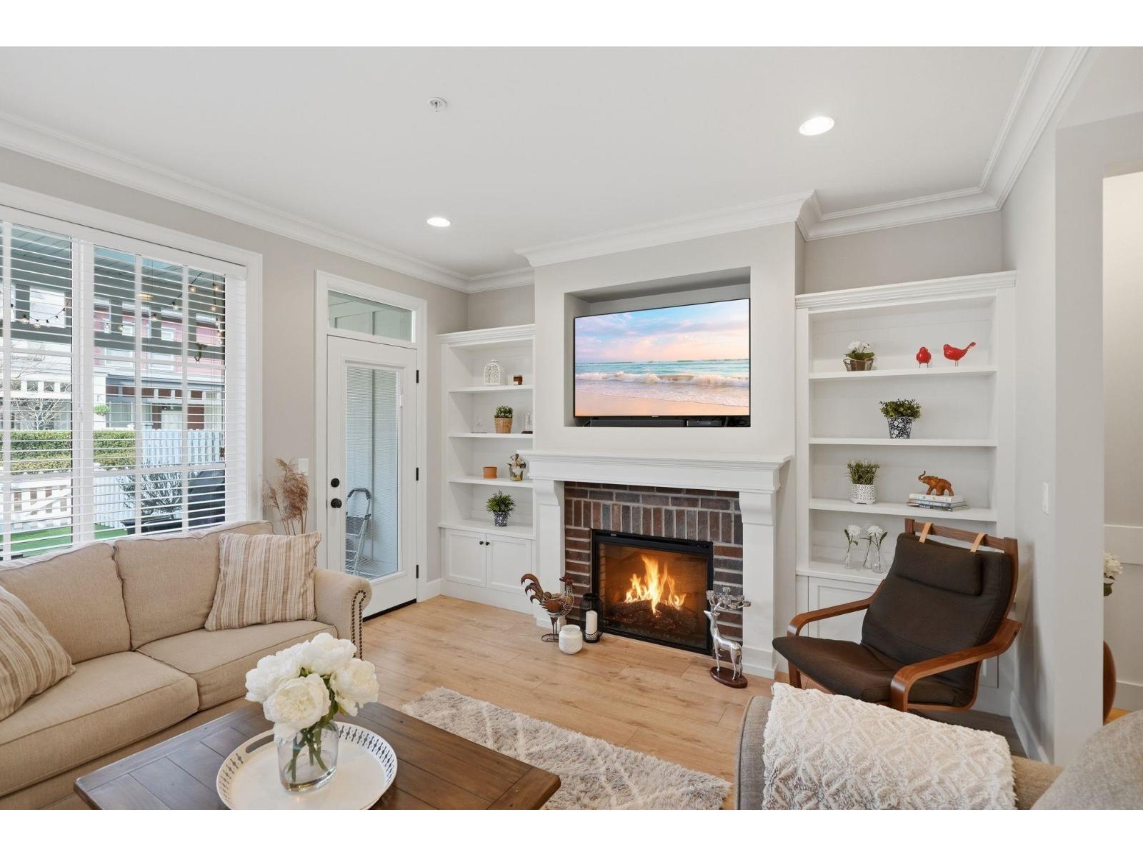 49 45462 Tamihi Way, Garrison Crossing, Chilliwack, British Columbia  V2R 0Y2 - Photo 5 - R3106357